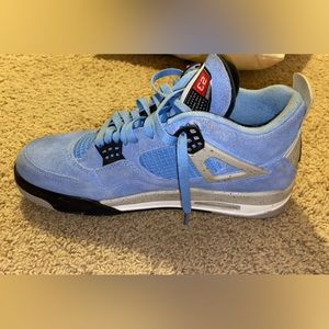 Air Jordan 4 Retro 'University Blue' worn 4 times, no box included.